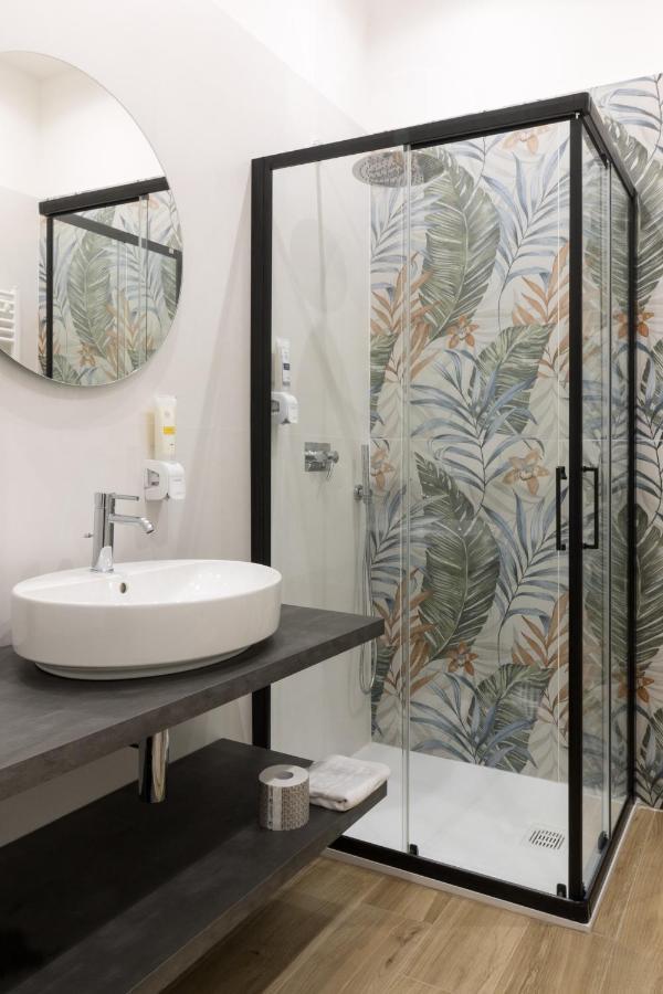 Hispirya Rooms Terracina Zewnętrze zdjęcie