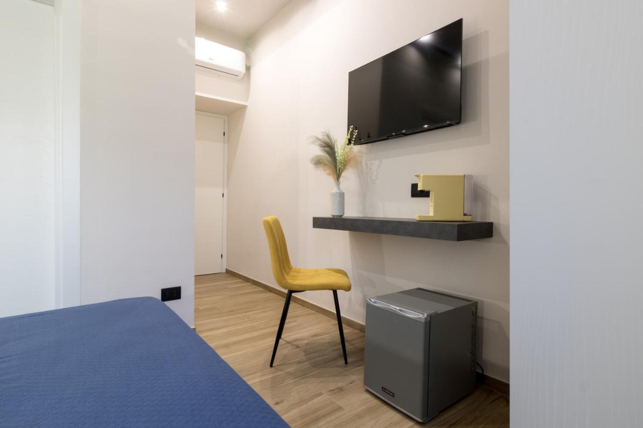 Hispirya Rooms Terracina Zewnętrze zdjęcie