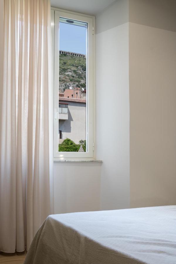 Hispirya Rooms Terracina Zewnętrze zdjęcie